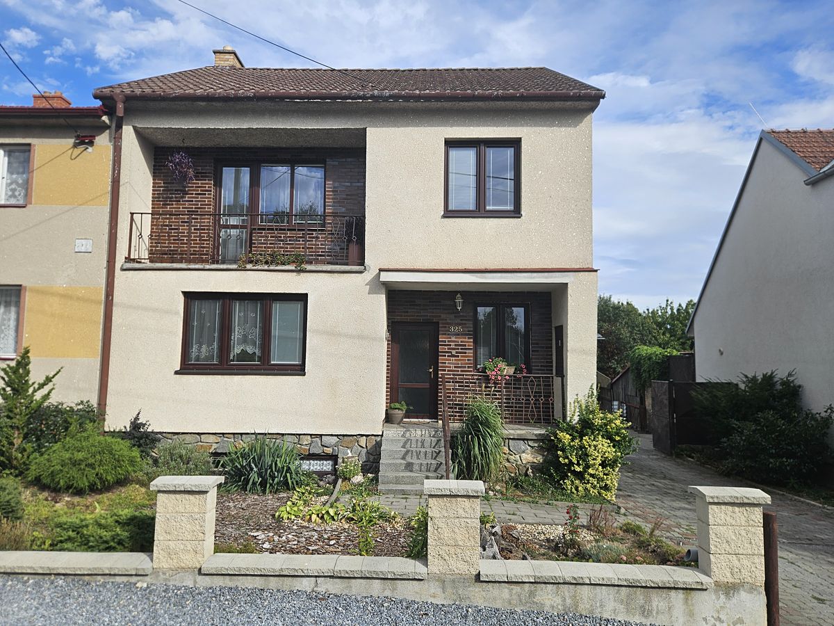 Prodej rodinného domu 110 m², pozemek 1109 m²
