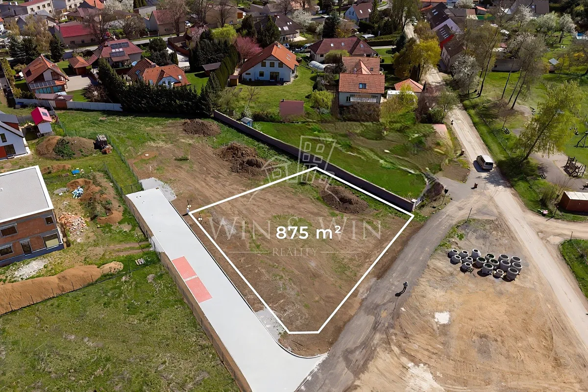 Prodej stavebního pozemku 875 m²