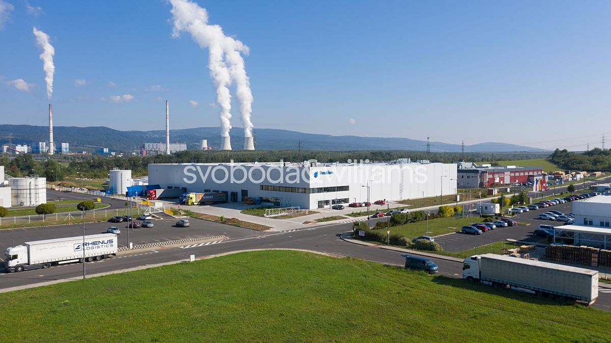 Pronájem skladového prostoru 4650 m² – fotografie 2