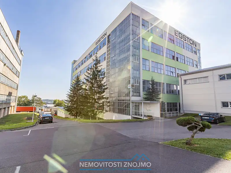 Pronájem výrobní haly, prostoru 450 m², Znojmo – náhled fotky 1