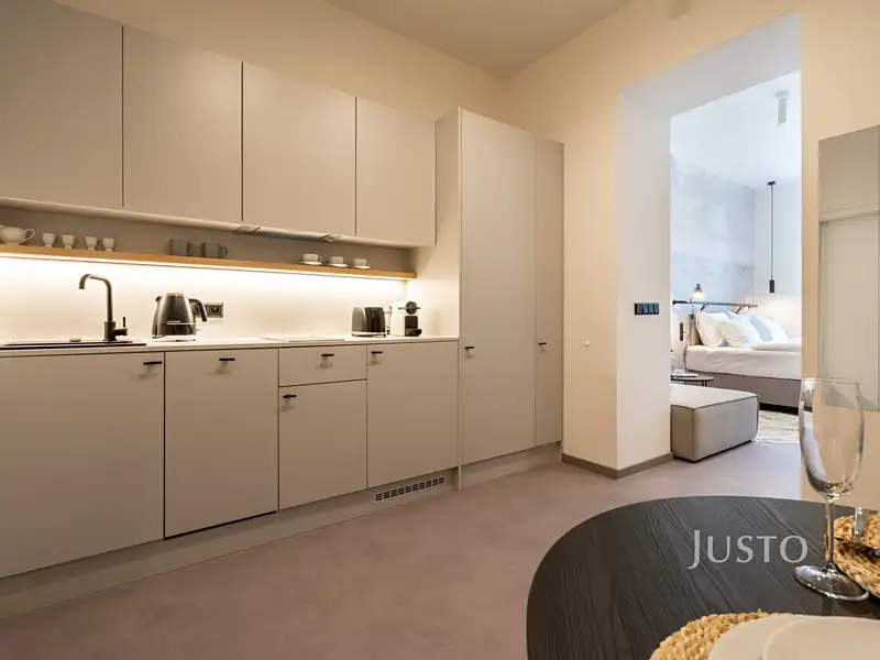 Prodej bytu 1+kk 27 m², Praha – náhled fotky 1