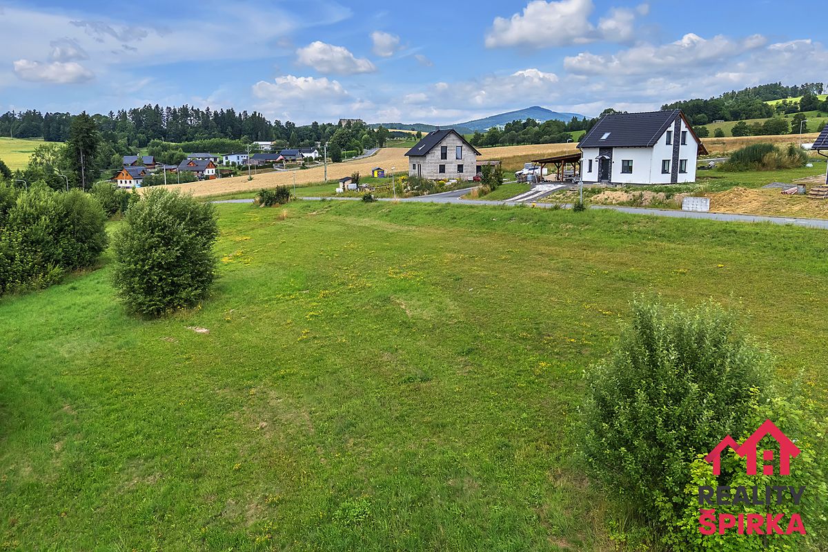 Prodej stavebního pozemku 1003 m²