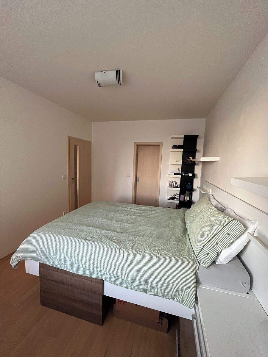 Pronájem bytu 2+kk 47 m² – fotografie 4