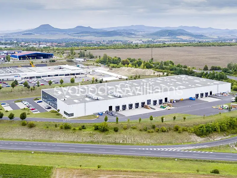 Pronájem výrobní haly, prostoru 5756 m², Louny – náhled fotky 3