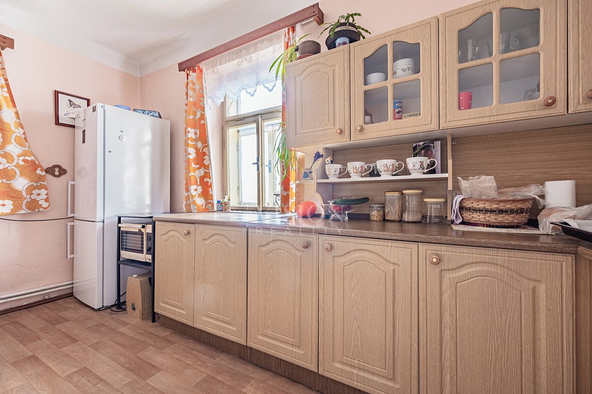 Prodej rodinného domu 130 m², pozemek 794 m² – fotografie 4
