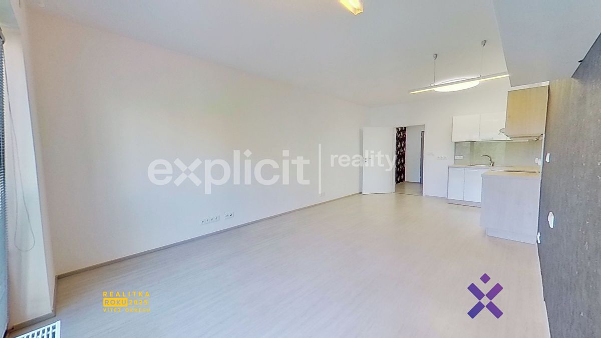 Pronájem bytu 1+kk 33 m² – fotografie 5