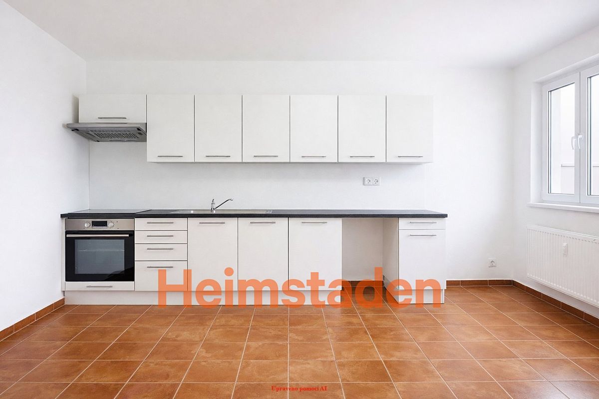 Pronájem bytu 2+1 74 m² – fotografie 2