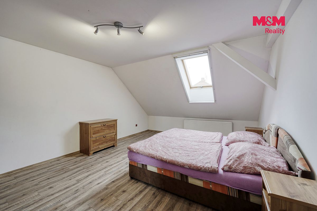 Prodej rodinného domu 152 m², pozemek 386 m² – fotografie 3