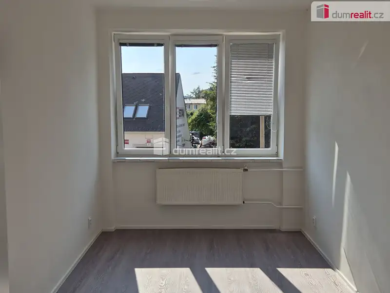Pronájem kanceláře 15 m², České Budějovice – náhled fotky 2