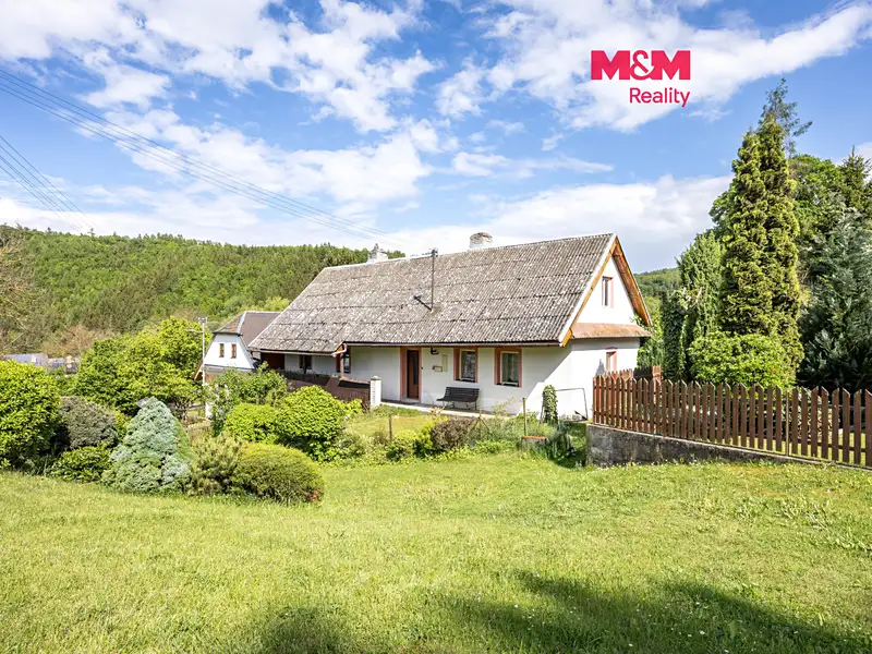 Prodej rodinného domu 160 m², pozemek 670 m², Bouzov – náhled fotky 1