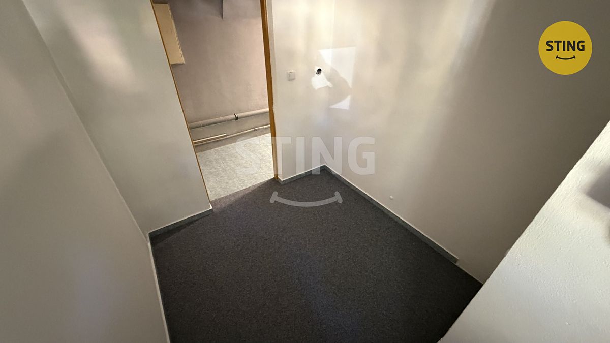 Pronájem kanceláře 5 m² – fotografie 4