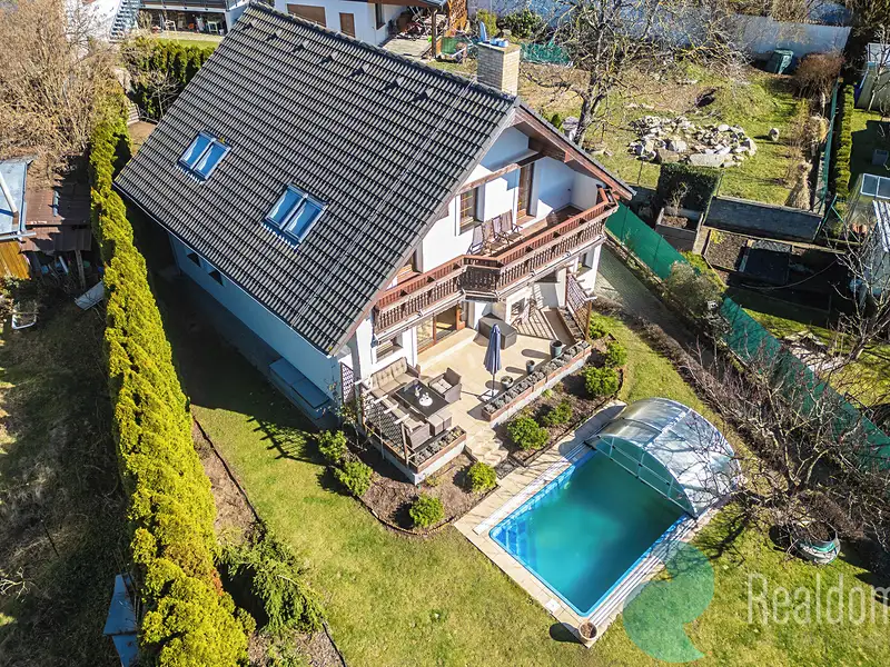 Prodej vily 174 m², pozemek 811 m², Říčany – náhled fotky 3