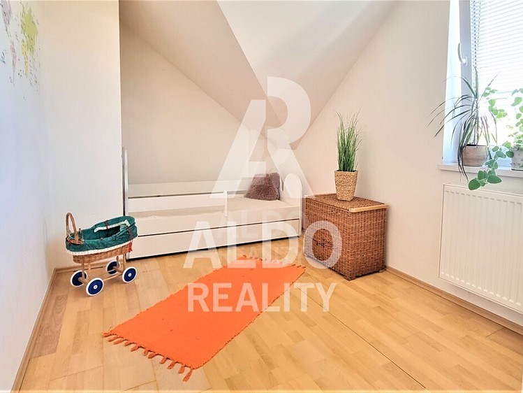 Prodej bytu 3+kk, 75 m² (5 z 11)