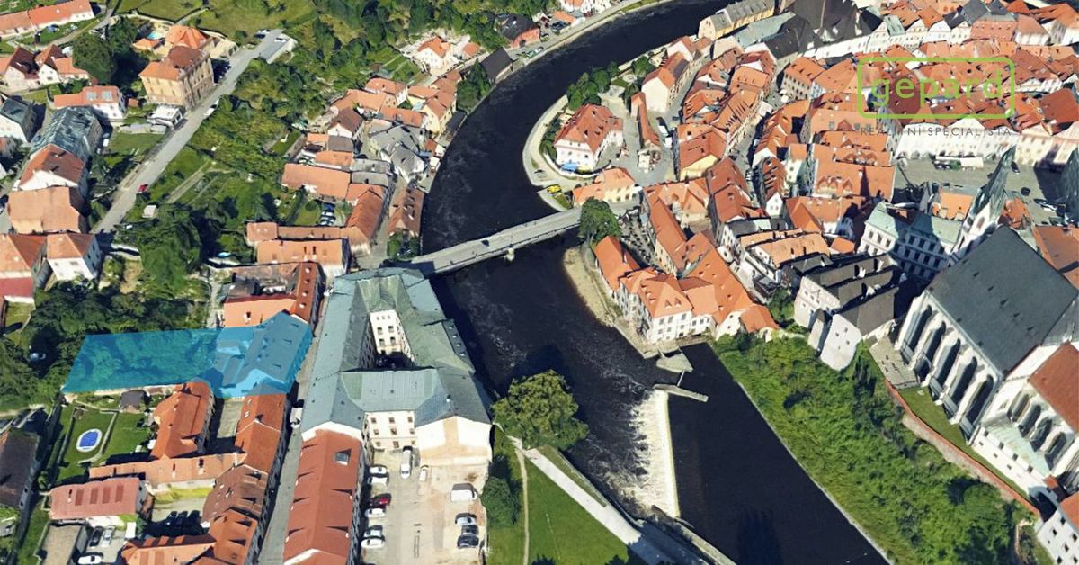 Prodej rodinného domu 524 m², pozemek 1017 m²