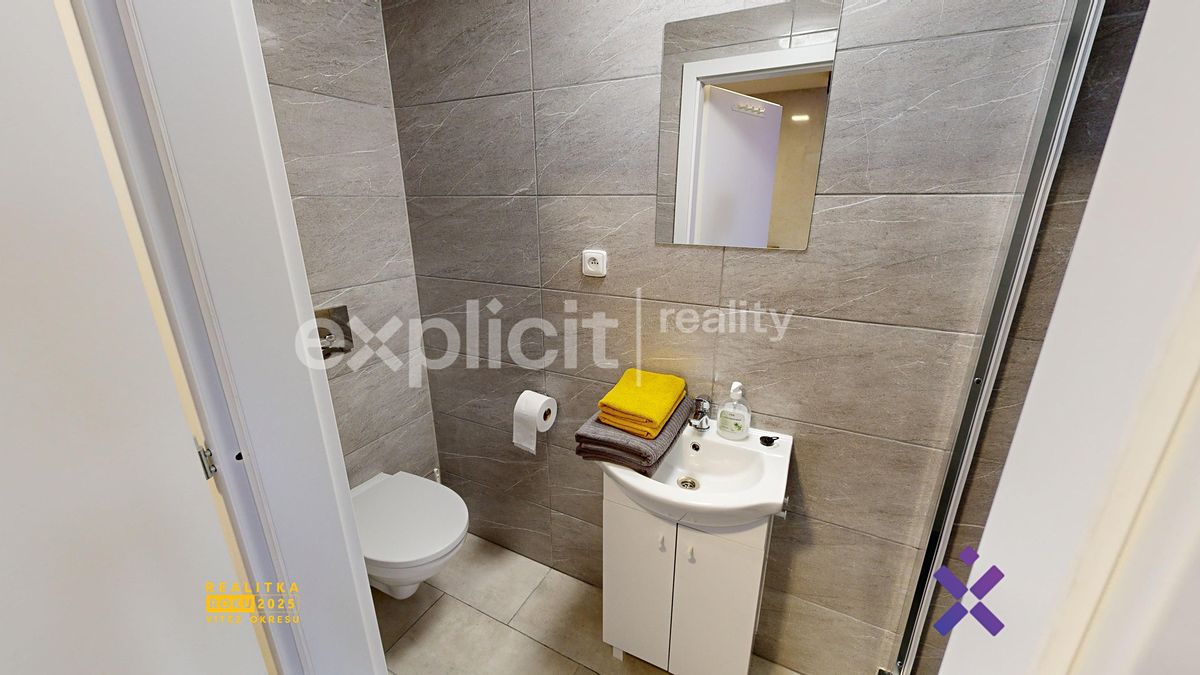 Pronájem bytu 1+kk 32 m² – fotografie 3