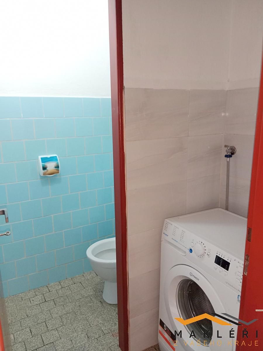 Pronájem bytu 1+kk 28 m² – fotografie 4