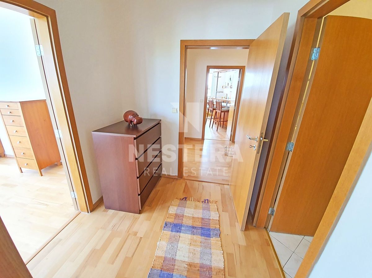 Pronájem bytu 3+1 100 m² – fotografie 5