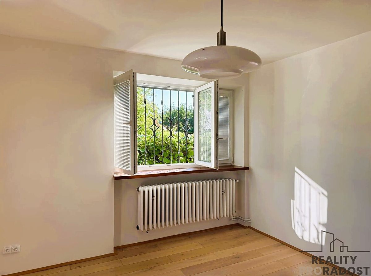 Pronájem bytu 2+1 63 m² – fotografie 5