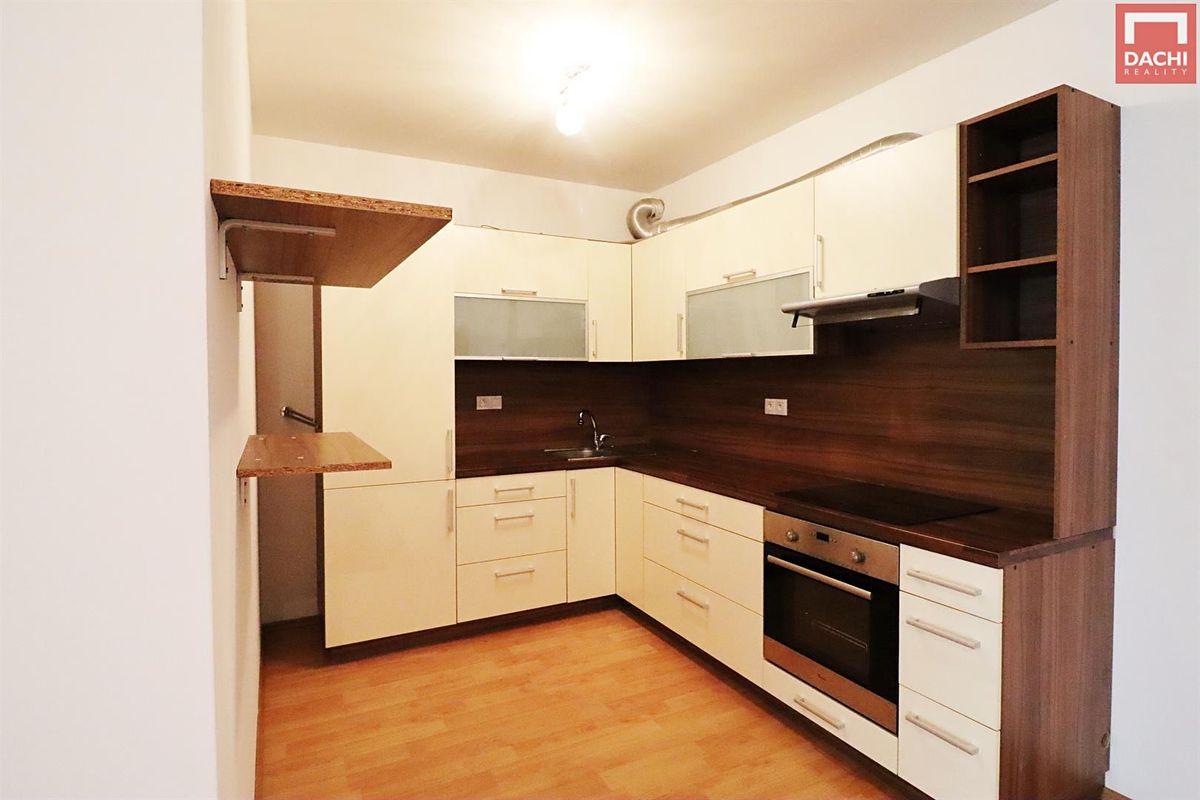 Pronájem bytu 2+kk 82 m²