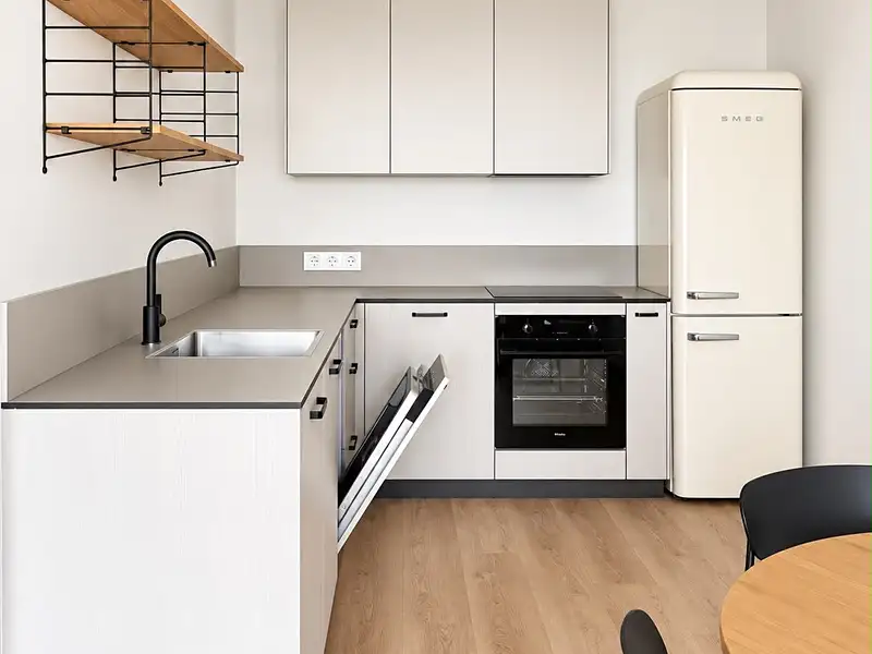 Pronájem bytu 2+kk 75 m², Praha – náhled fotky 3