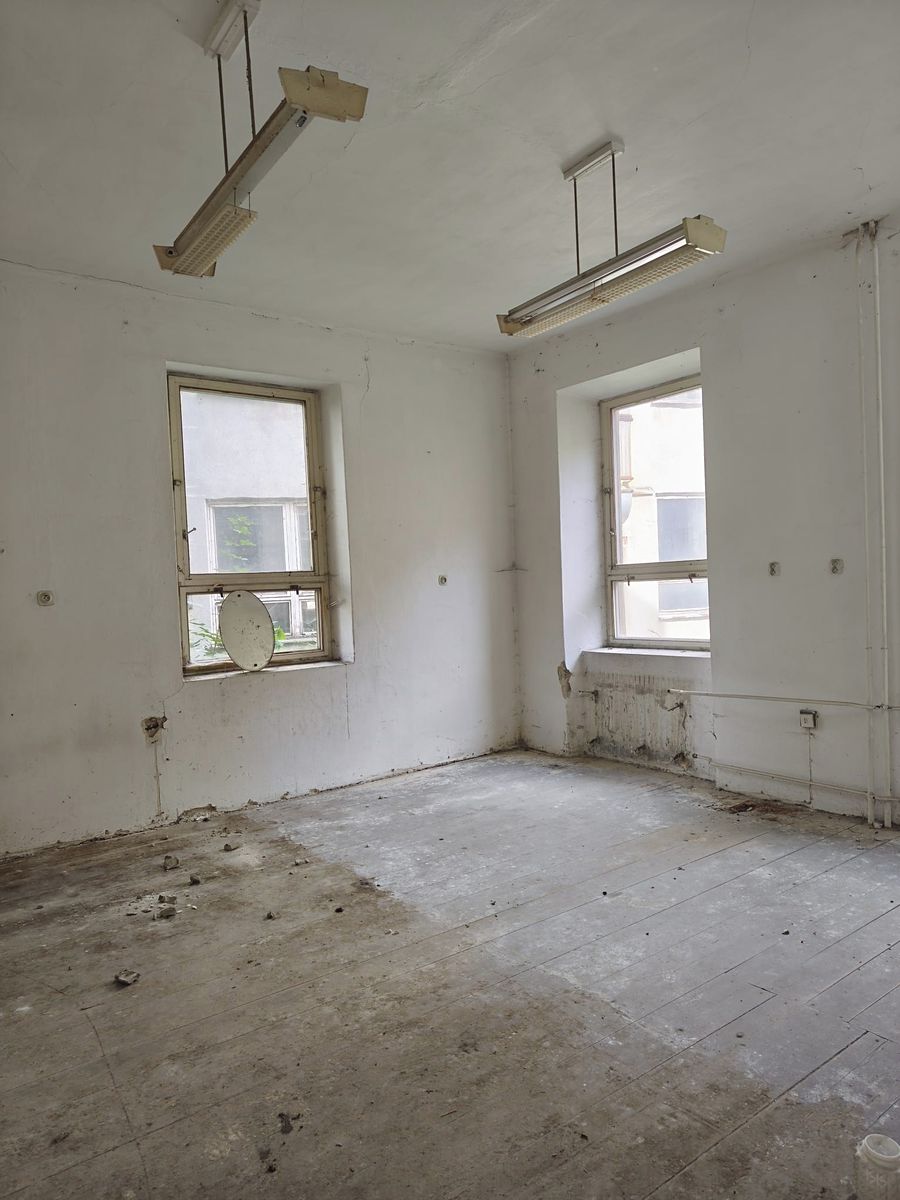 Prodej komerční nemovitosti 340 m² – fotografie 2