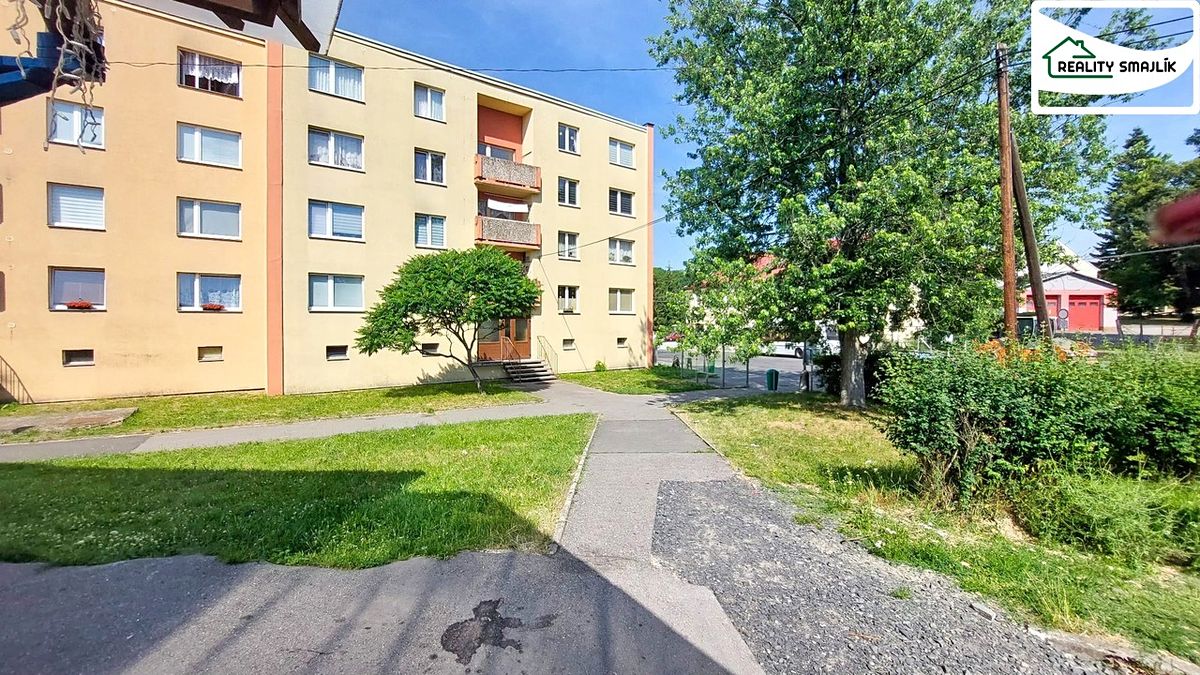 Pronájem bytu 1+1 35 m² – fotografie 3