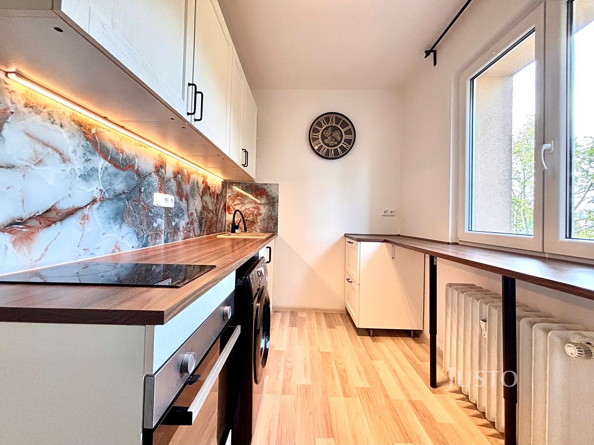 Pronájem bytu 2+1 54 m²