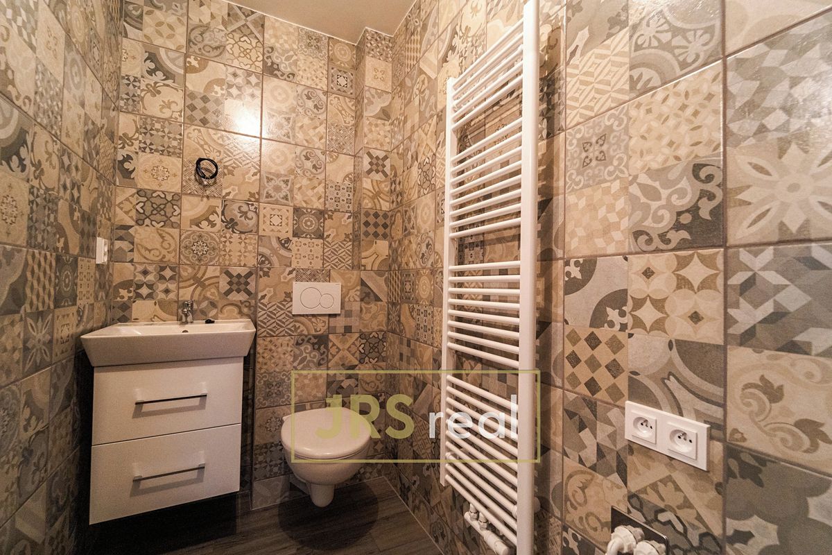 Prodej rodinného domu 176 m², pozemek 215 m² – fotografie 5