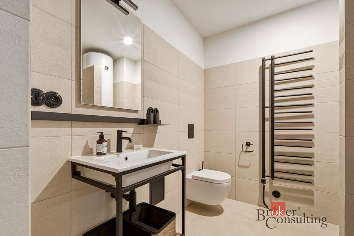 Pronájem bytu 1+kk 48 m² – fotografie 4