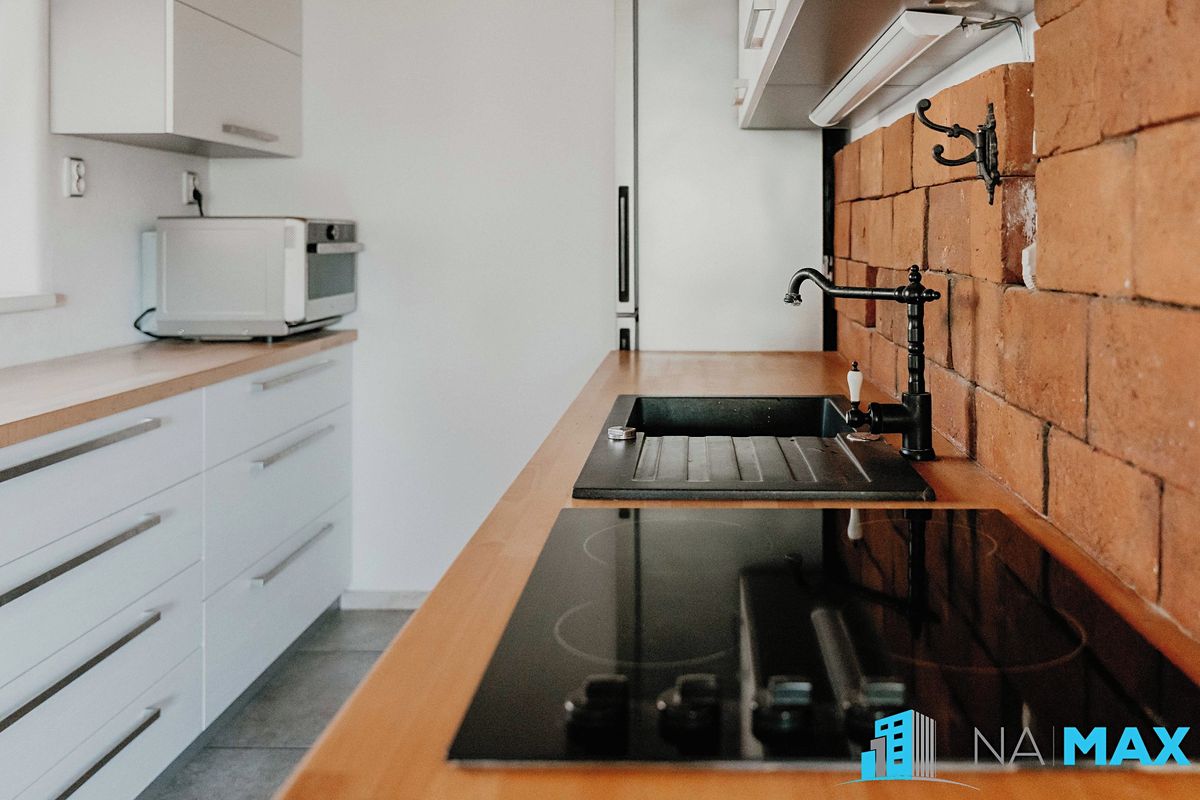 Prodej rodinného domu 81 m², pozemek 812 m² – fotografie 3