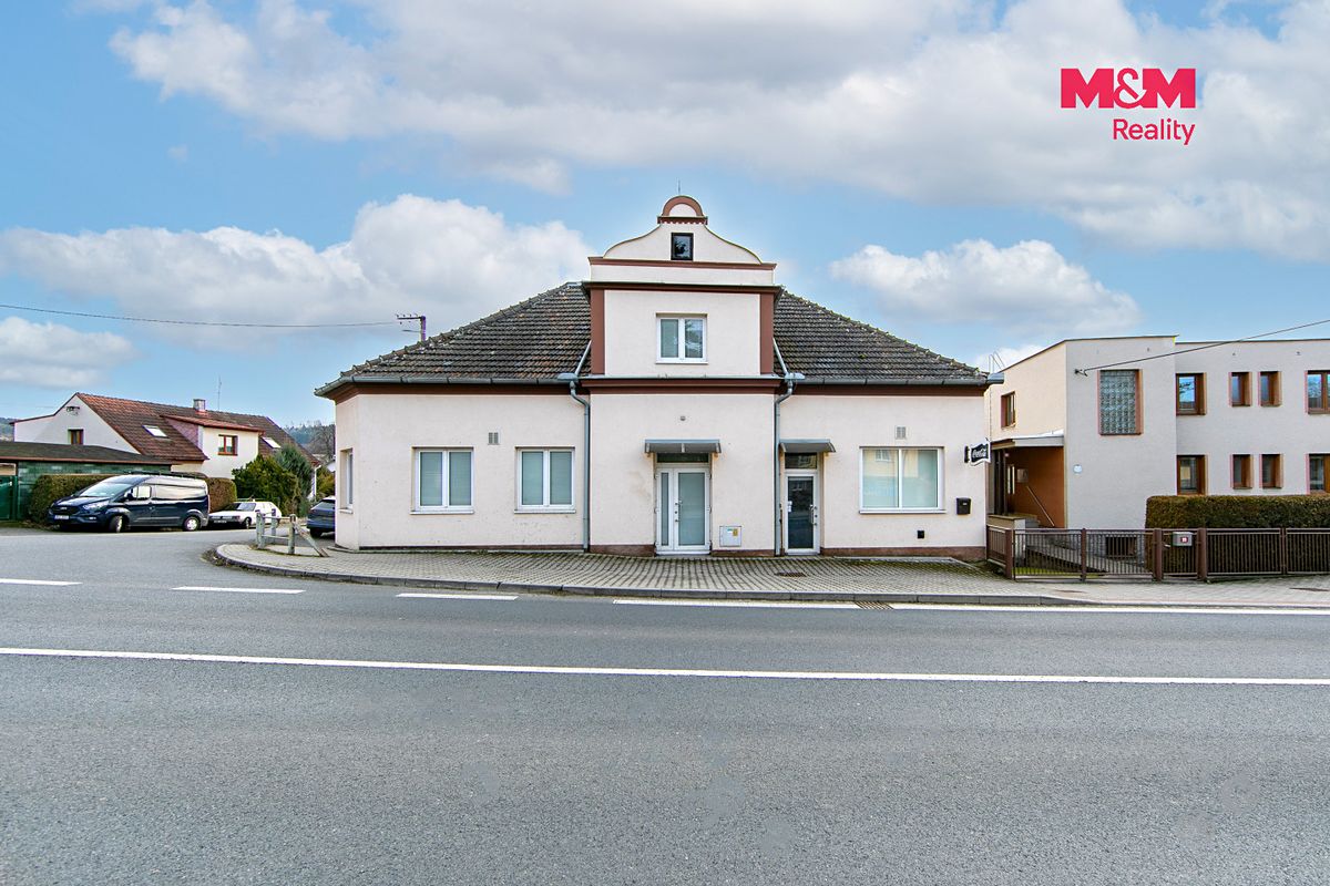 Prodej rodinného domu 160 m², pozemek 358 m² – fotografie 2
