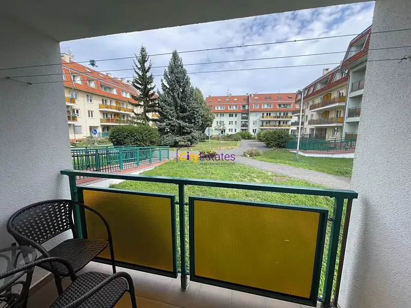 Pronájem bytu 2+1 72 m², Praha – náhled fotky 2