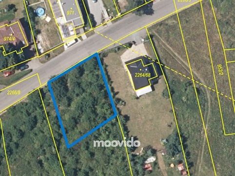 Prodej stavebního pozemku 744 m² – fotografie 2