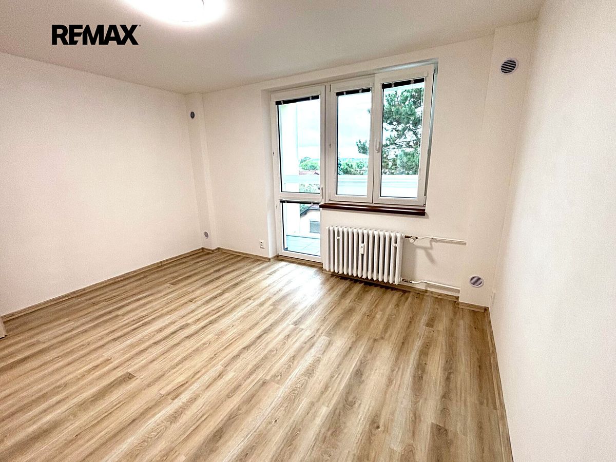 Pronájem bytu 3+1 67 m² – fotografie 3