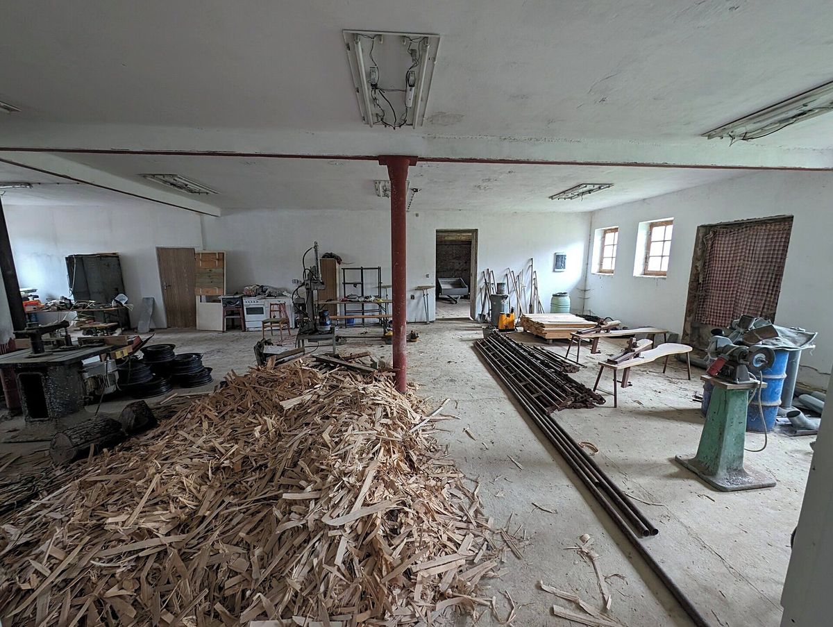 Prodej skladového prostoru 1900 m² – fotografie 3