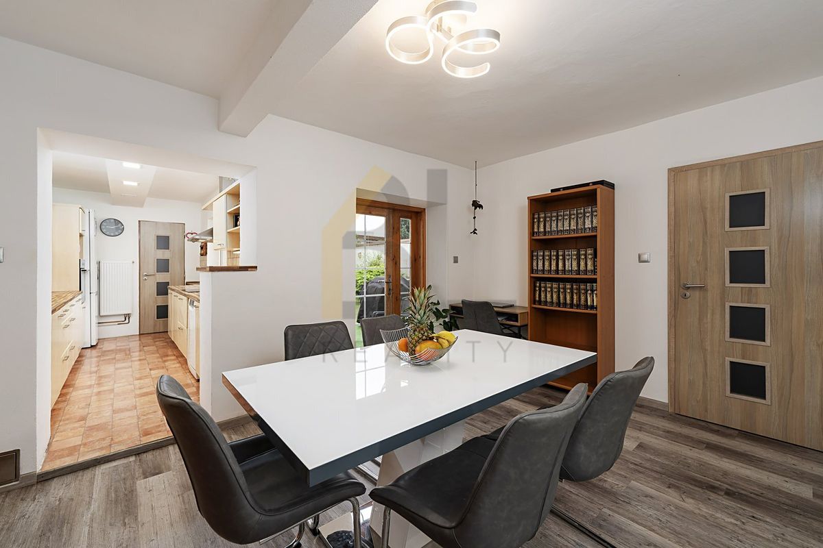 Prodej rodinného domu 106 m², pozemek 360 m² – fotografie 3