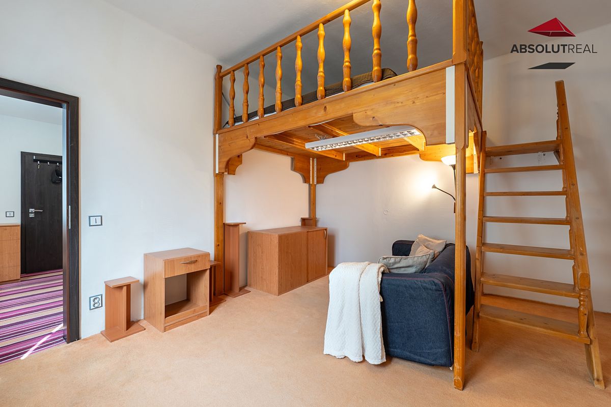 Pronájem bytu 1+1 32 m² – fotografie 2