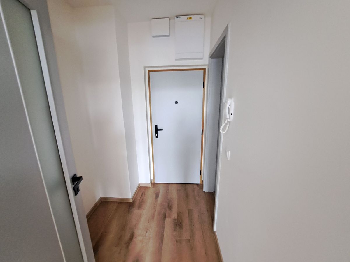 Prodej bytu 1+kk 29 m² – fotografie 4