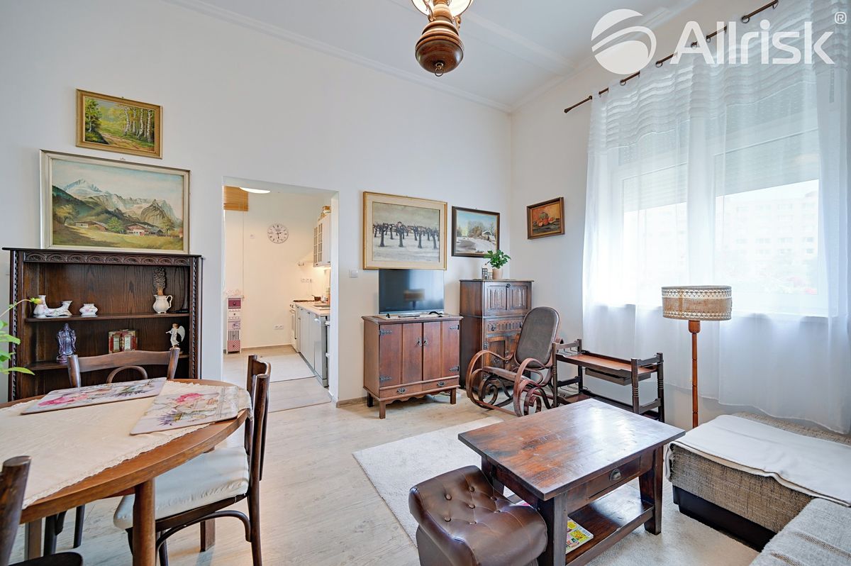 Pronájem bytu 3+1 75 m² – fotografie 3