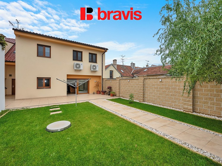 Prodej domu, 262 m² (19 z 24)
