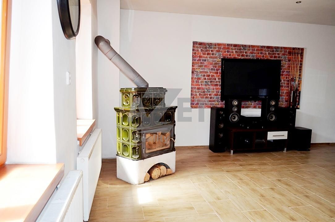 Prodej rodinného domu 350 m², pozemek 577 m² – fotografie 4