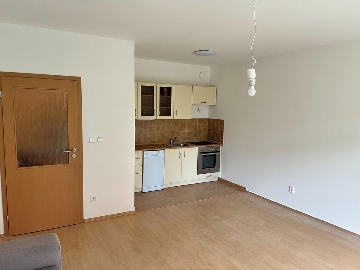 Pronájem bytu 1+kk 43 m² – fotografie 2