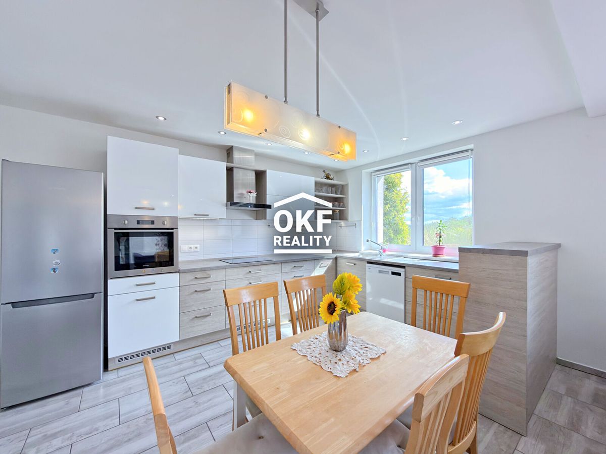 Prodej rodinného domu 124 m², pozemek 847 m² – fotografie 3