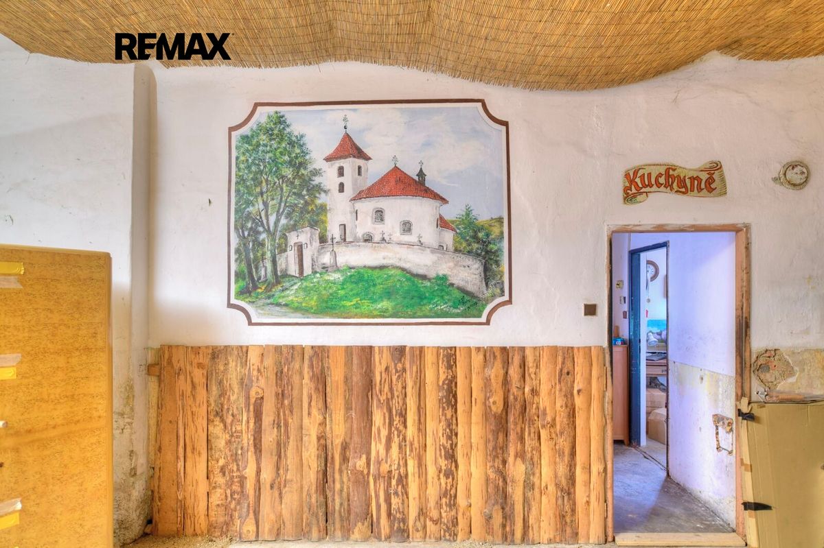 Prodej rodinného domu 325 m², pozemek 913 m² – fotografie 5
