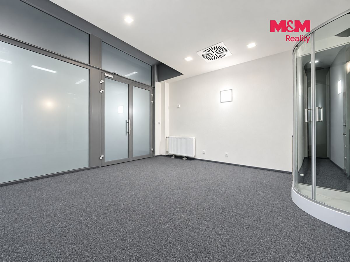 Prodej obchodního prostoru 20 m² – fotografie 3