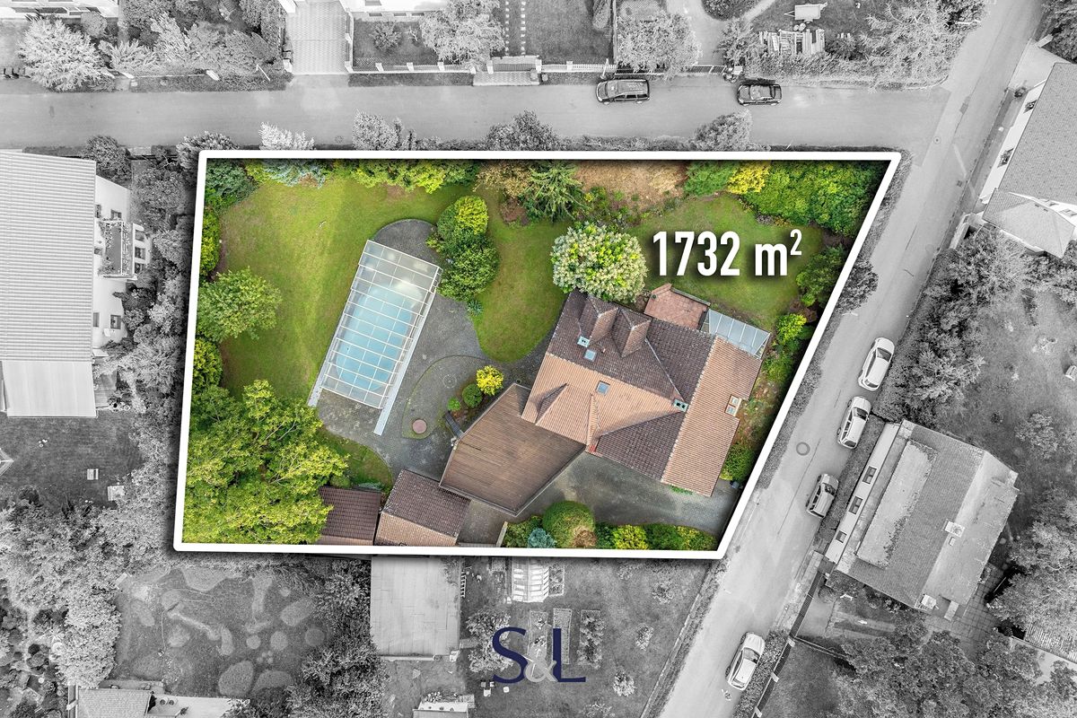 Prodej rodinného domu 240 m², pozemek 1732 m² – fotografie 4