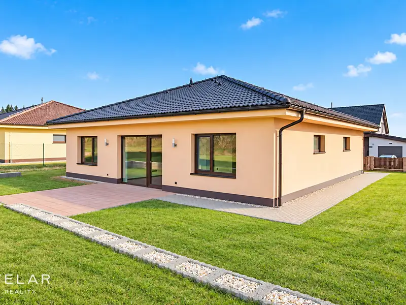 Prodej rodinného domu 128 m², pozemek 878 m², Benešov – náhled fotky 1