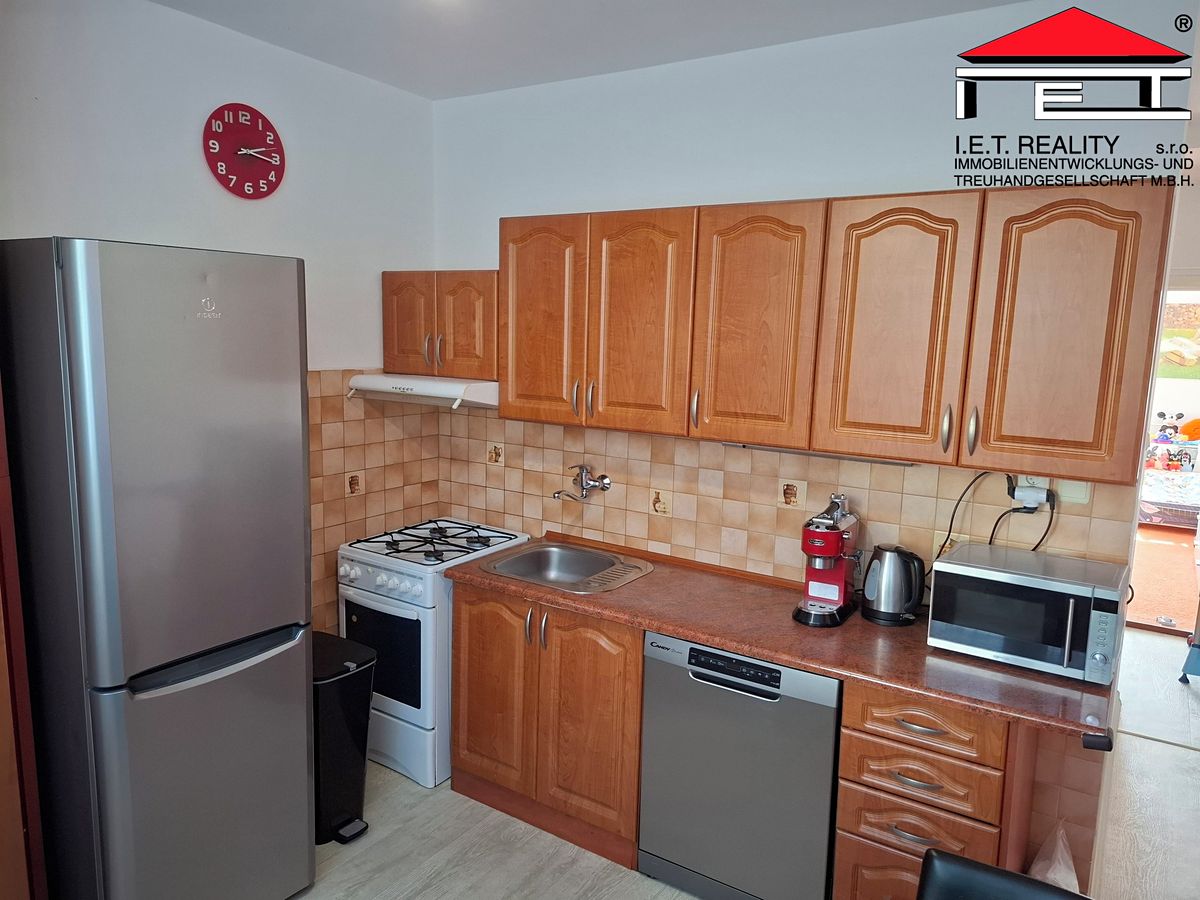 Pronájem bytu 3+1 76 m² – fotografie 2