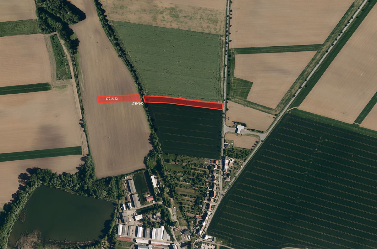 Prodej pole 18367 m²