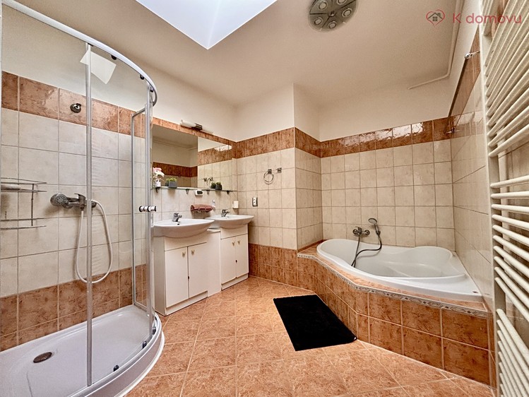Квартира 4+kk на продаж, 128 м² (10 з 52)